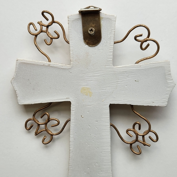 Decorative Serenity Prayer Wall Cross - Picture 3 of 4